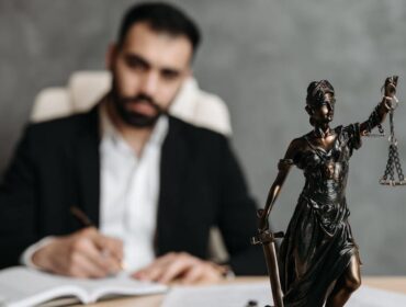 how to find a good divorce lawyer