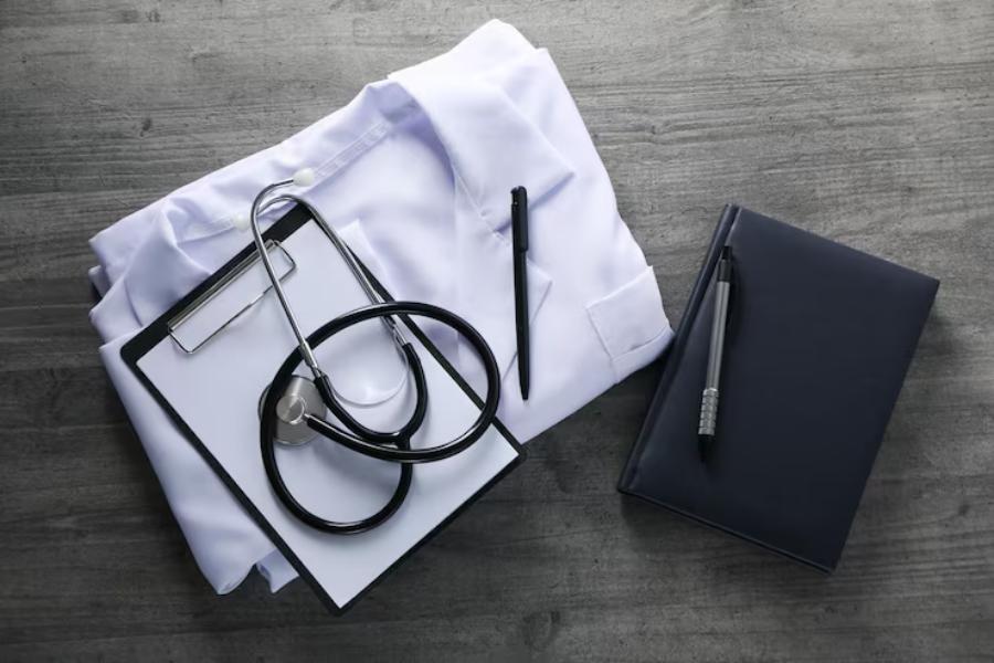 What Kind of Lawyer Do I Need for Medical Malpractice?