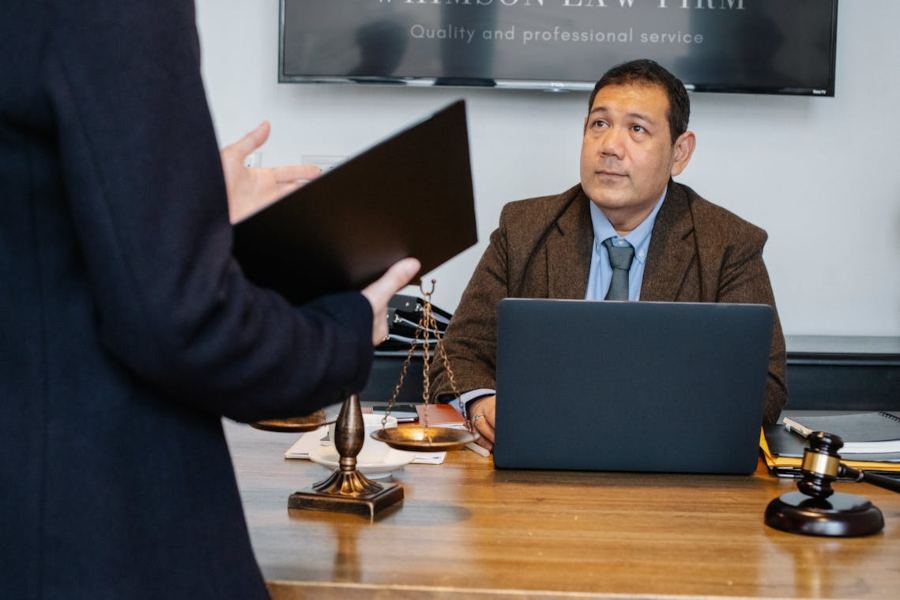 lawyer for employee