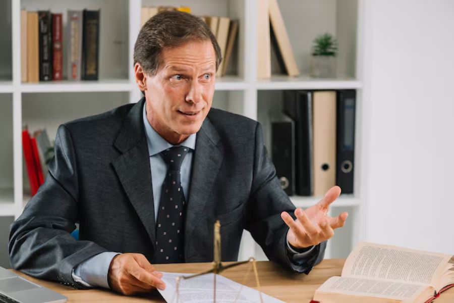 Understanding the Role of a Defence Attorney in Court