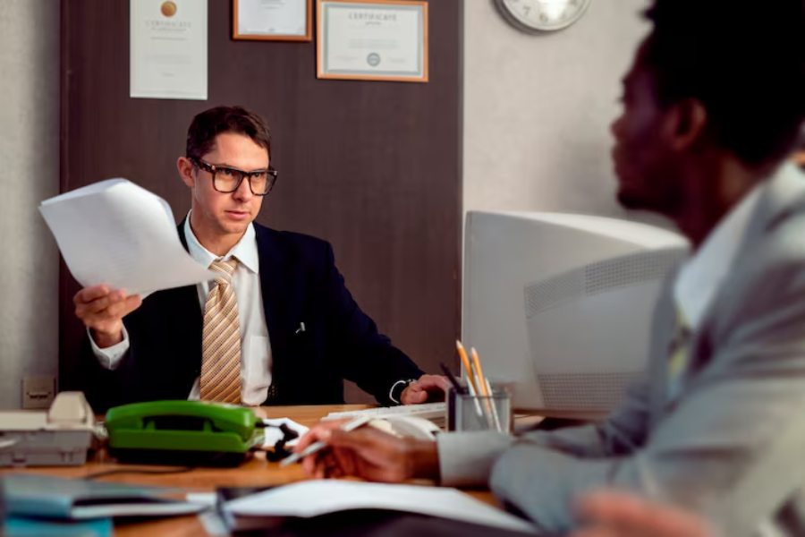 When to Hire an Embezzlement Lawyer After Being Accused at Work