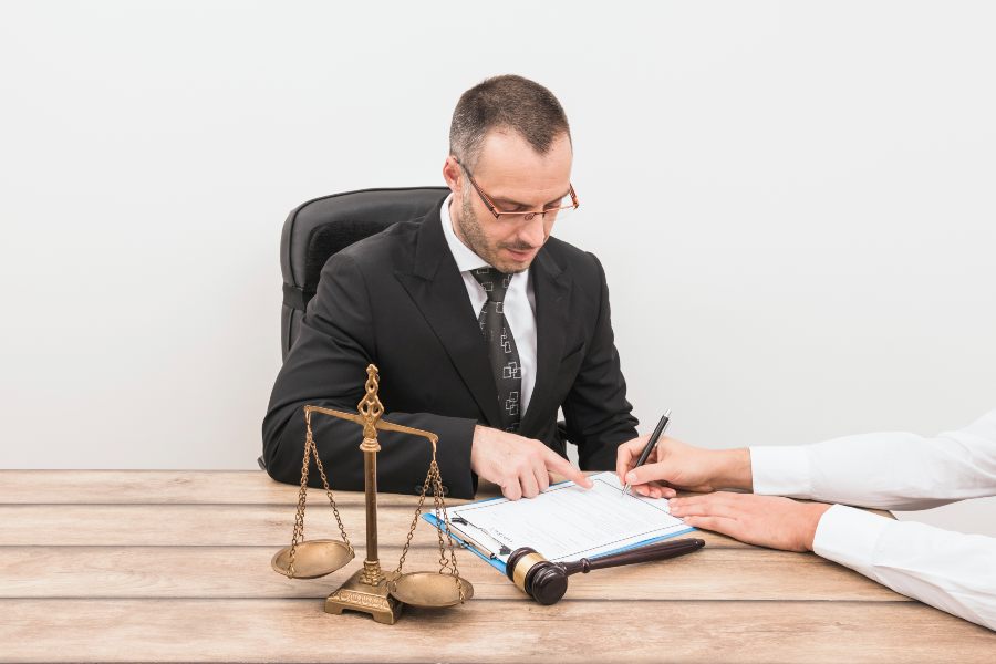 Effective Ways a DUI Lawyer Can Protect Your Driving Record