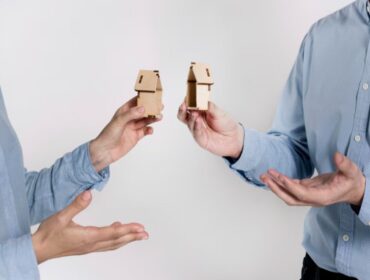 How Property Disputes Arise Between Unmarried Partners