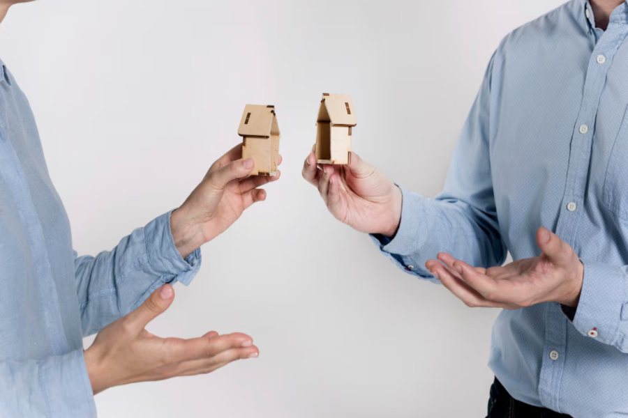 How Property Disputes Arise Between Unmarried Partners